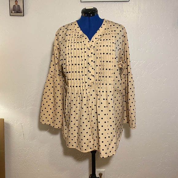 NWOTPenelope's Closet bell sleeve blouse, size 2X. - Picture 1 of 8